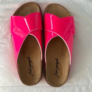 New never worn - hot pink free people slides size 9